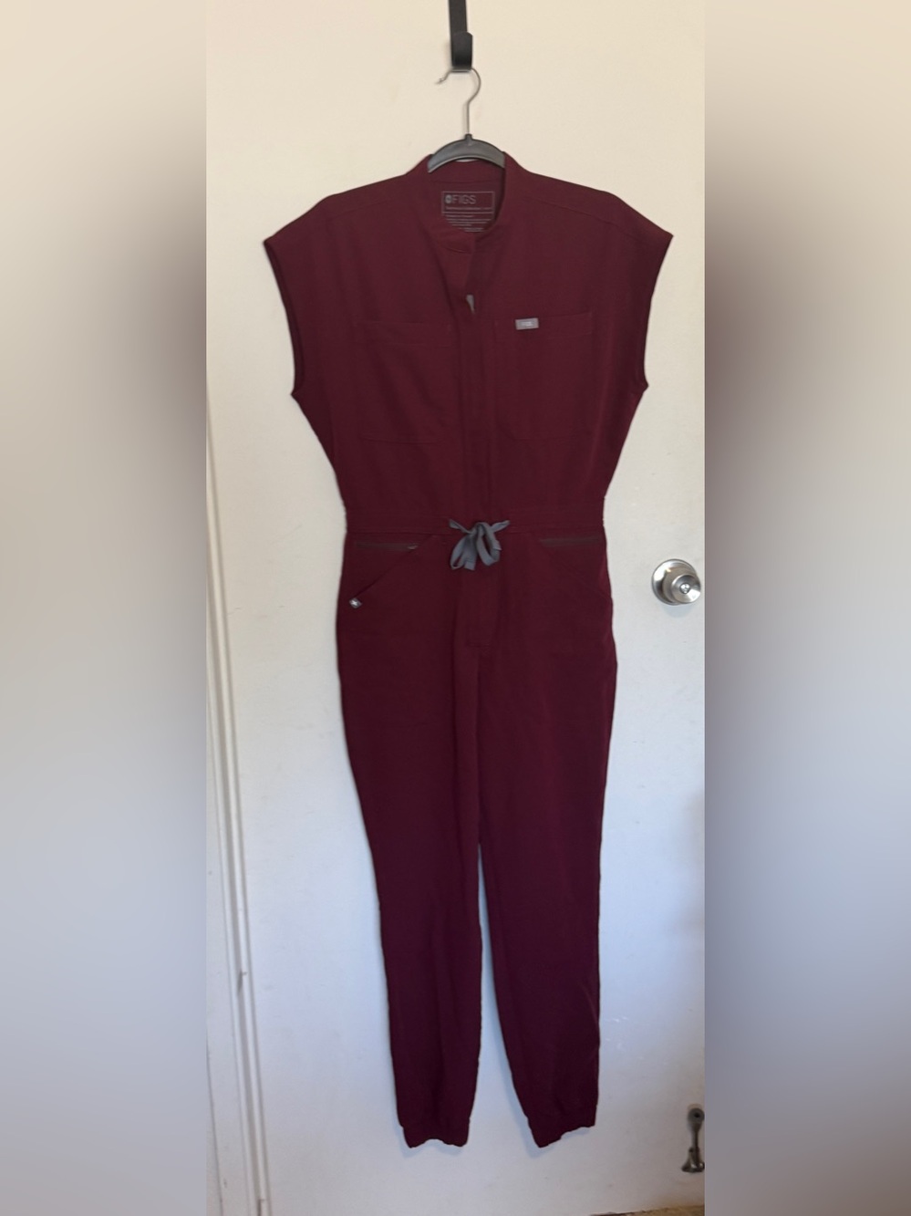 Figs Rafaela Jogger Jumpsuit Size XS petite Color Burgundy